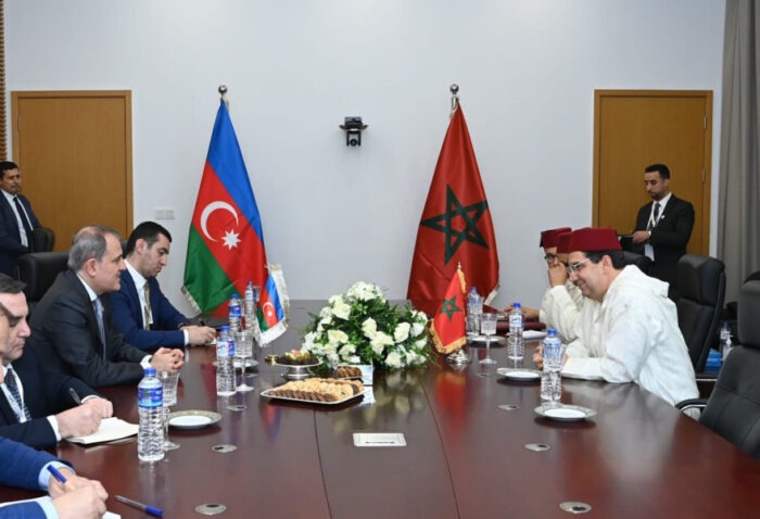 المغرب وأذربيجان يوقعان اتفاقية إعفاء من التأشيرة على هامش القمة الإسلامية في بانجول