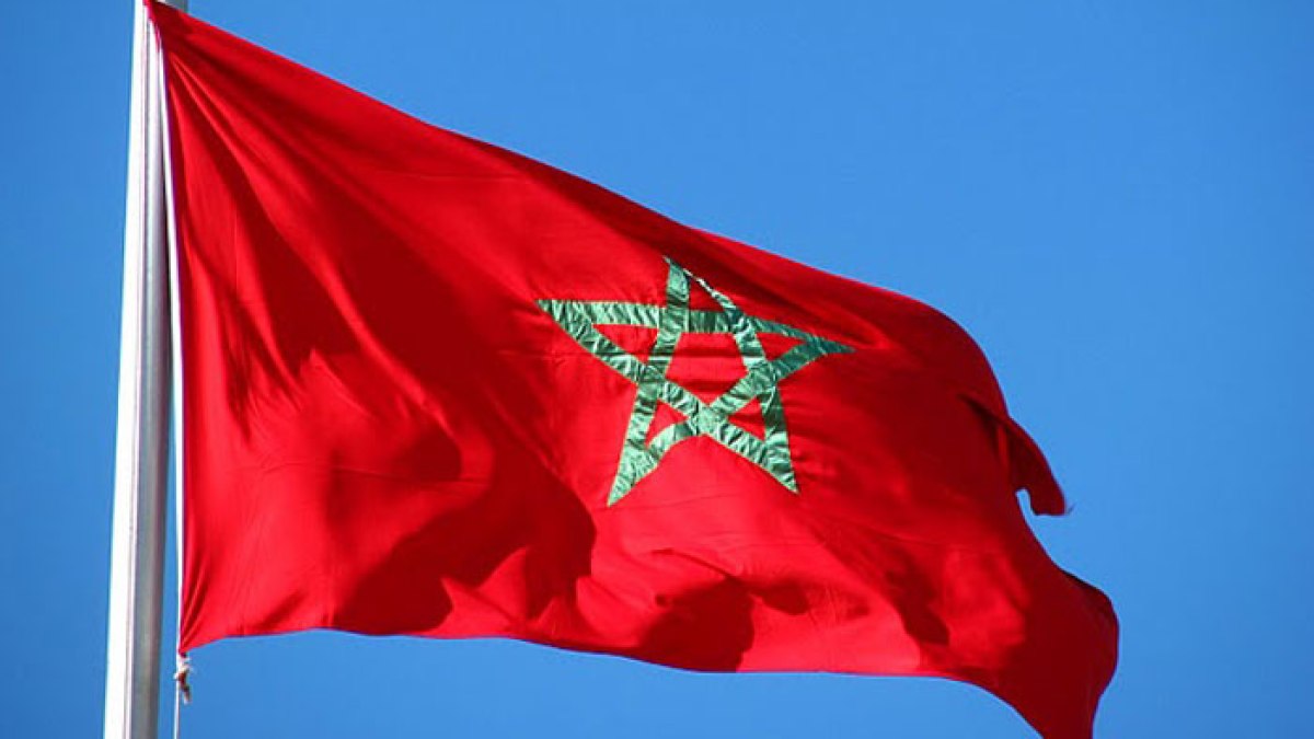 عندما يتحول “بعض” “خدام الدولة” إلى “هدام دولة”..